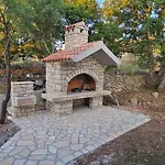 House Aurora Borealis Villa *