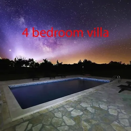 House Aurora Borealis Villa Ervenik