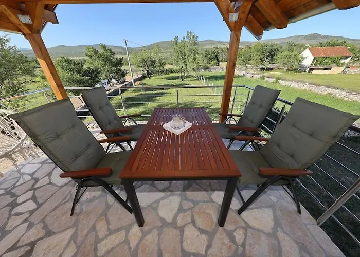 House Aurora Borealis